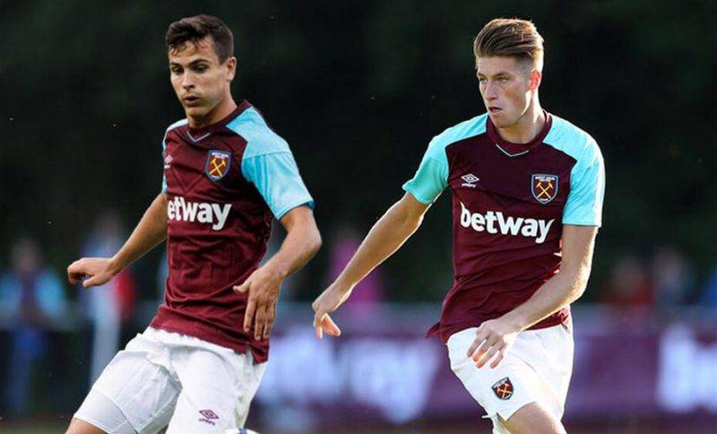 主队在控球 主队在控球